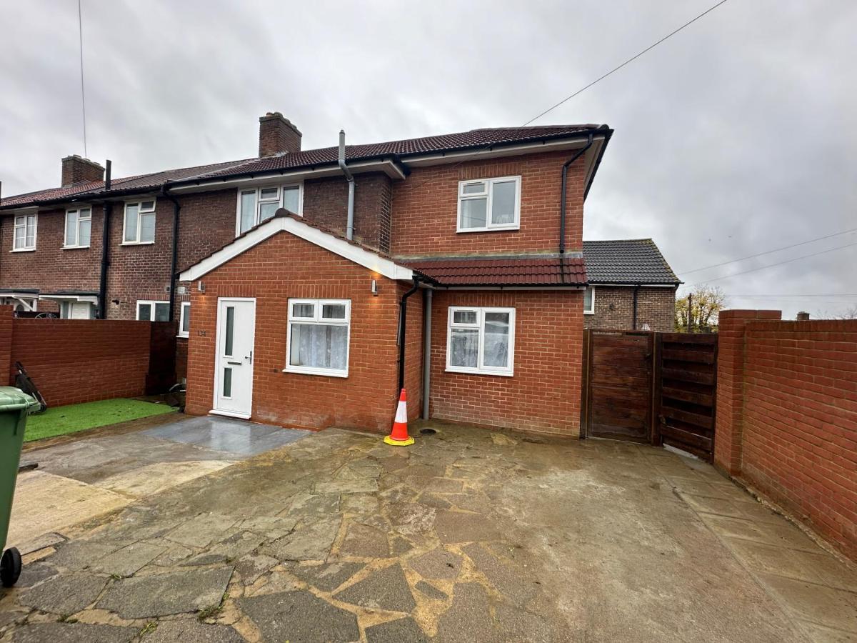 Keedonwood Road Bromley, Rooms With Free Wifi Buitenkant foto