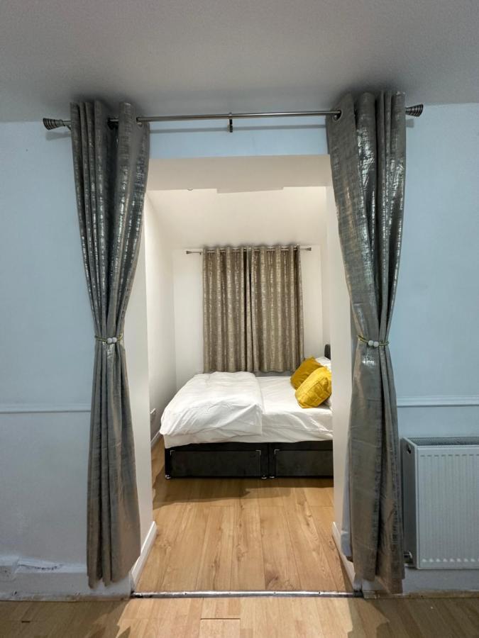 Keedonwood Road Bromley, Rooms With Free Wifi Buitenkant foto
