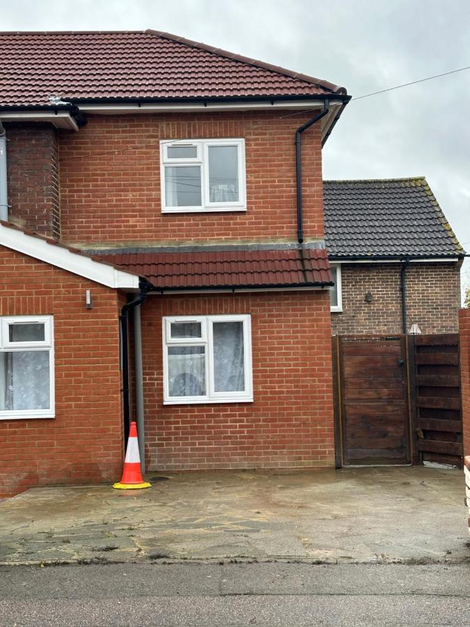 Keedonwood Road Bromley, Rooms With Free Wifi Buitenkant foto