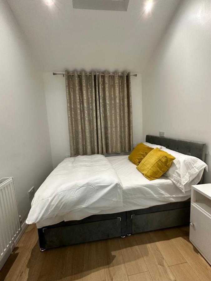 Keedonwood Road Bromley, Rooms With Free Wifi Buitenkant foto