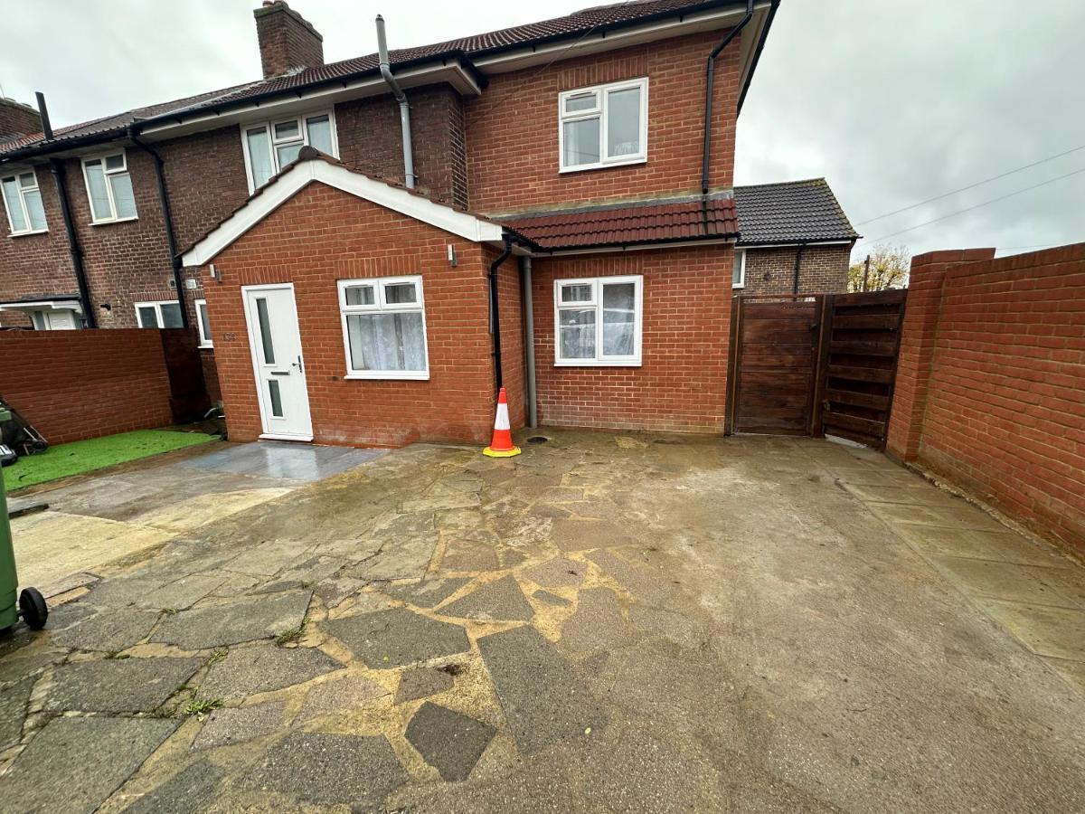 Keedonwood Road Bromley, Rooms With Free Wifi Buitenkant foto