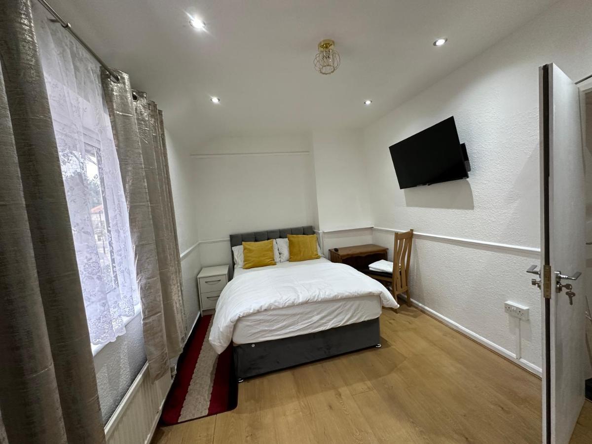 Keedonwood Road Bromley, Rooms With Free Wifi Buitenkant foto